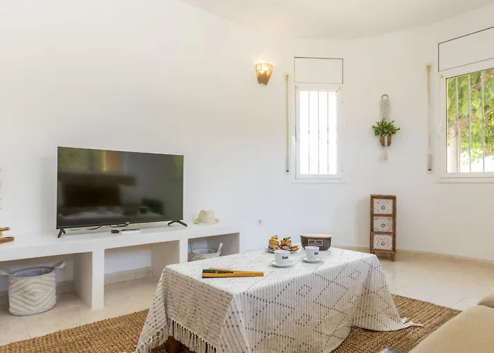 Xops-2 By Interhome