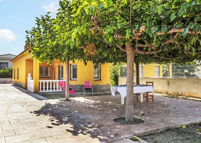 فيلة Xops-2 By Interhome *